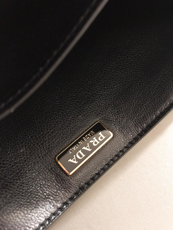 (image for) PRADA CAHIER LEATHER SHOULDER BAG