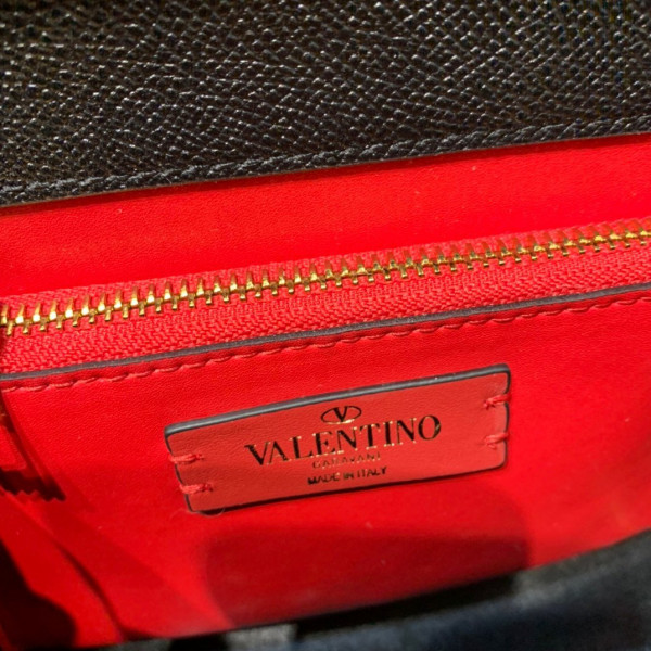 (image for) VALENTINO SMALL VSLING GRAINY CALFSKIN HANDBAG