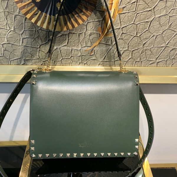 (image for) VALENTINO ROCKSTUD SMOOTH CALFSKIN CROSSBODY BAG