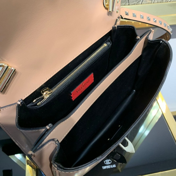 (image for) VALENTINO ROCKSTUD SMOOTH CALFSKIN CROSSBODY BAG