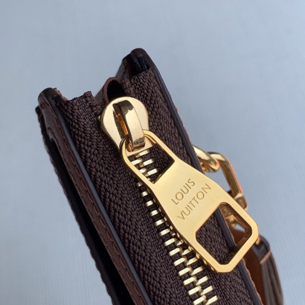 (image for) LOUIS VUITTON DAUPHINE WALLET
