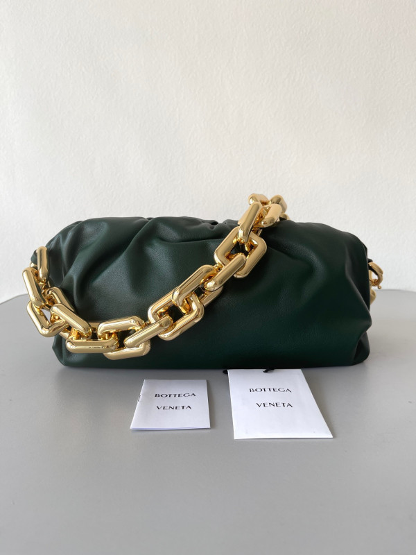 (image for) BOTTEGA VENETA THE CHAIN POUCH