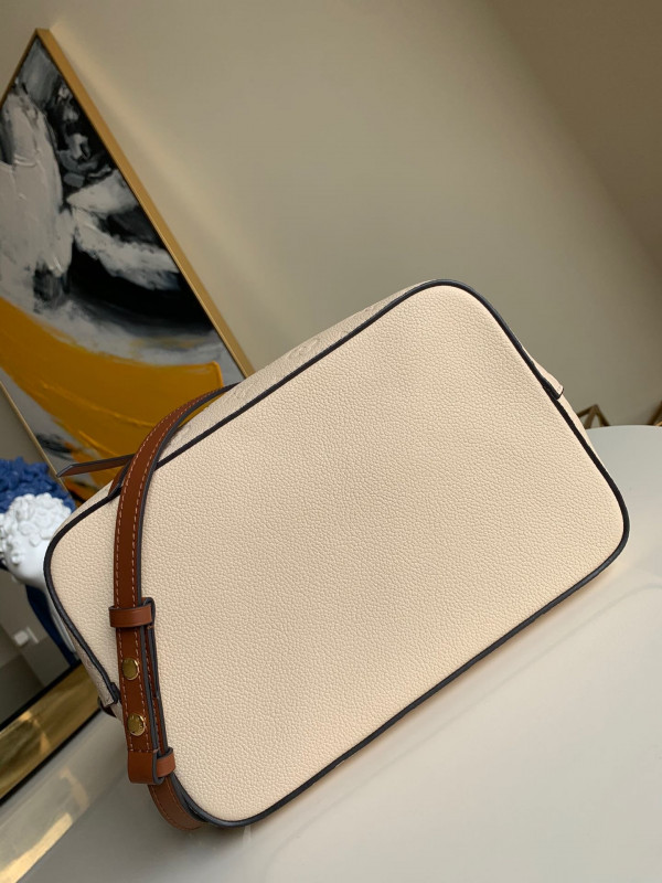 LOUIS VUITTON NEONOE MM [M45307] CELINE CHANEL ACCESSORIES LOEWE SHOES LOUIS VUITTON DIRO YSL OTHER BRAND HANDBAGS BALENCIAGA BOTTEGA VENETA GOYARD HERMES BURBERRY VALENTINO GUCCI FENDI MIUMIU CHLOE PRADA BVLGARI SUITCASE NEW ARRIVAL 