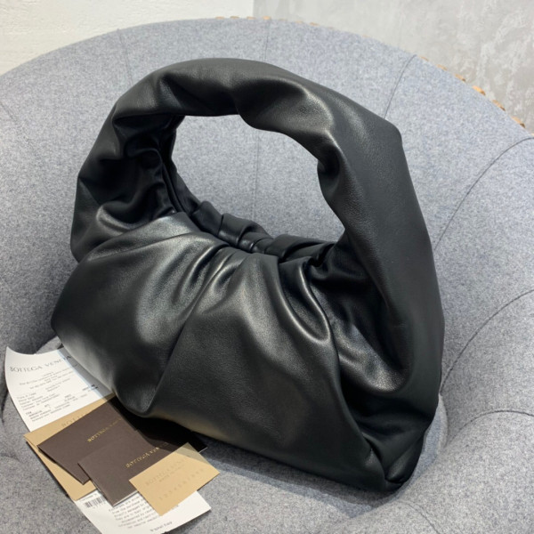 BOTTEGA VENETA BV JODIE [Bottega1] CELINE CHANEL ACCESSORIES LOEWE SHOES LOUIS VUITTON DIRO YSL OTHER BRAND HANDBAGS BALENCIAGA BOTTEGA VENETA GOYARD HERMES BURBERRY VALENTINO GUCCI FENDI MIUMIU CHLOE PRADA BVLGARI SUITCASE NEW ARRIVAL 