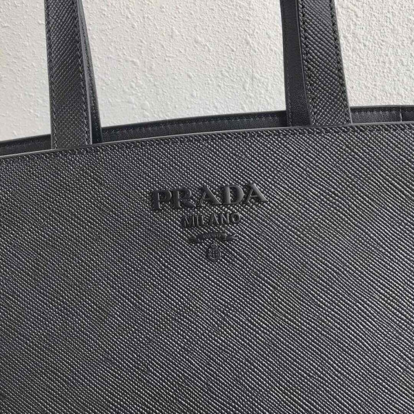 PRADA SAFFIANO LEATHER TOTE [Prada43] CELINE CHANEL ACCESSORIES LOEWE SHOES LOUIS VUITTON DIRO YSL OTHER BRAND HANDBAGS BALENCIAGA BOTTEGA VENETA GOYARD HERMES BURBERRY VALENTINO GUCCI FENDI MIUMIU CHLOE PRADA BVLGARI SUITCASE NEW ARRIVAL 