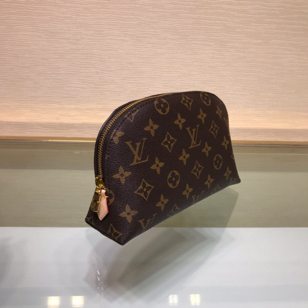 (image for) LOUIS VUITTON COSMETIC POUCH GM