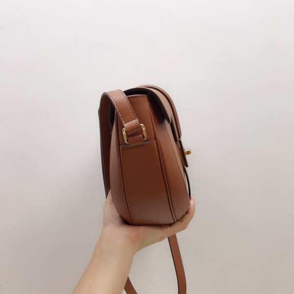 (image for) CELIN* BESACE 16 BAG IN SATINATED CALFSKIN