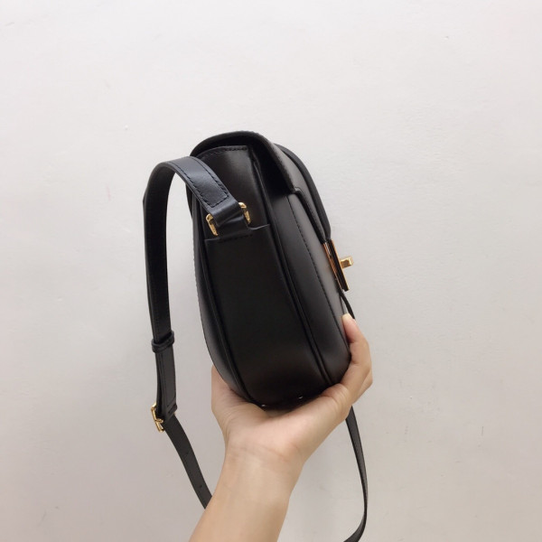 (image for) CELIN* BESACE 16 BAG IN SATINATED CALFSKIN