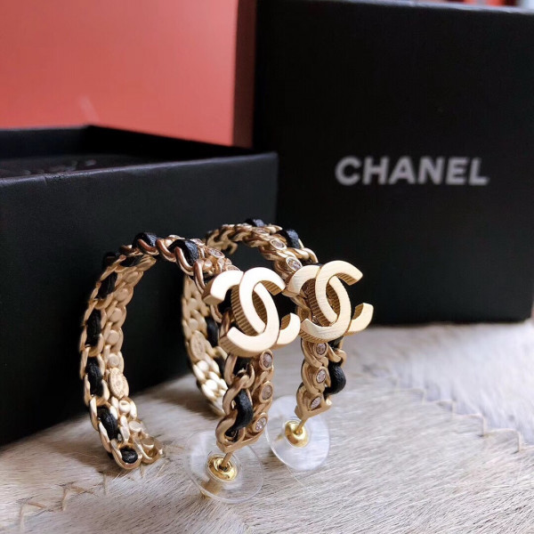 CL EARRING 2020 [Chanle935] CELINE CHANEL ACCESSORIES LOEWE SHOES LOUIS VUITTON DIRO YSL OTHER BRAND HANDBAGS BALENCIAGA BOTTEGA VENETA GOYARD HERMES BURBERRY VALENTINO GUCCI FENDI MIUMIU CHLOE PRADA BVLGARI SUITCASE NEW ARRIVAL 