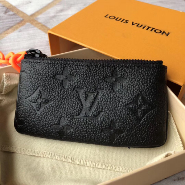 LOUIS VUITTON KEY POUCH [Louis433] CELINE CHANEL ACCESSORIES LOEWE SHOES LOUIS VUITTON DIRO YSL OTHER BRAND HANDBAGS BALENCIAGA BOTTEGA VENETA GOYARD HERMES BURBERRY VALENTINO GUCCI FENDI MIUMIU CHLOE PRADA BVLGARI SUITCASE NEW ARRIVAL 