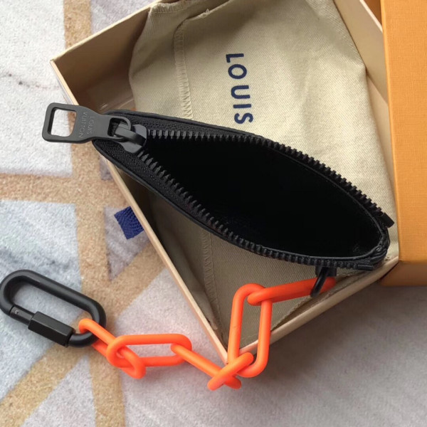 LOUIS VUITTON KEY POUCH [Louis433] CELINE CHANEL ACCESSORIES LOEWE SHOES LOUIS VUITTON DIRO YSL OTHER BRAND HANDBAGS BALENCIAGA BOTTEGA VENETA GOYARD HERMES BURBERRY VALENTINO GUCCI FENDI MIUMIU CHLOE PRADA BVLGARI SUITCASE NEW ARRIVAL 