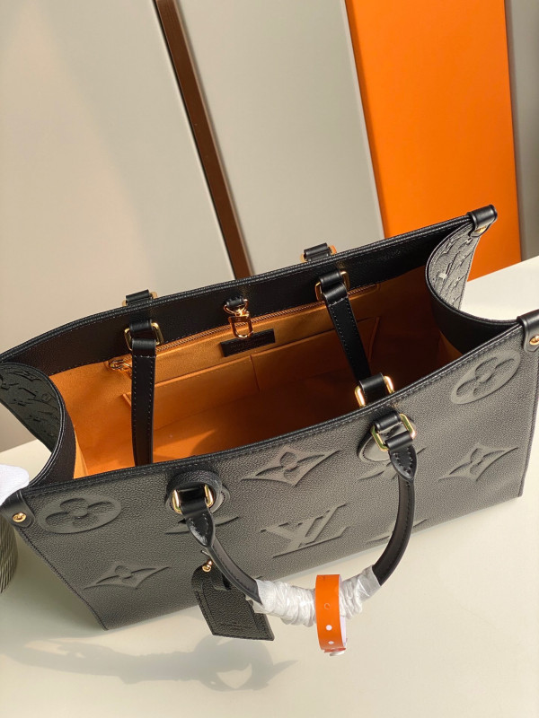 LOUIS VUITTON CABAS ONTHEGO GM [M44925] CELINE CHANEL ACCESSORIES LOEWE SHOES LOUIS VUITTON DIRO YSL OTHER BRAND HANDBAGS BALENCIAGA BOTTEGA VENETA GOYARD HERMES BURBERRY VALENTINO GUCCI FENDI MIUMIU CHLOE PRADA BVLGARI SUITCASE NEW ARRIVAL 