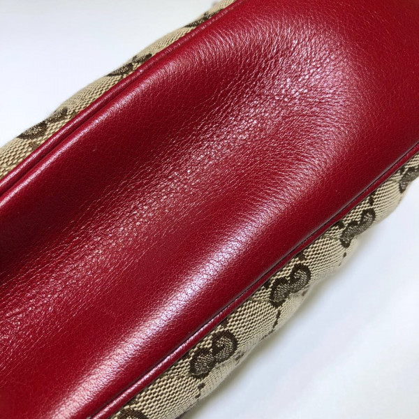 GUCCI GG Marmont small shoulder bag [Gucci263] CELINE CHANEL ACCESSORIES LOEWE SHOES LOUIS VUITTON DIRO YSL OTHER BRAND HANDBAGS BALENCIAGA BOTTEGA VENETA GOYARD HERMES BURBERRY VALENTINO GUCCI FENDI MIUMIU CHLOE PRADA BVLGARI SUITCASE NEW ARRIVAL 