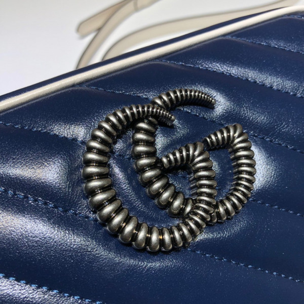 (image for) GUCCI GG Marmont Small Matelassé Shoulder Bag