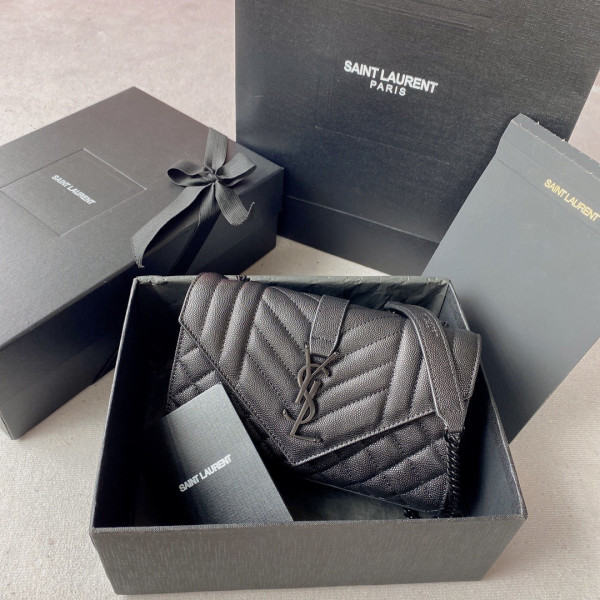 (image for) YSL ENVELOPE SMALL BAG