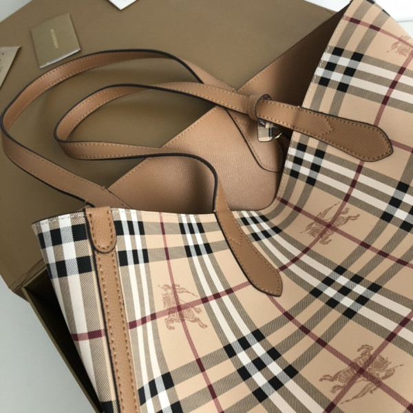 (image for) BURBERRY TOTE BAG