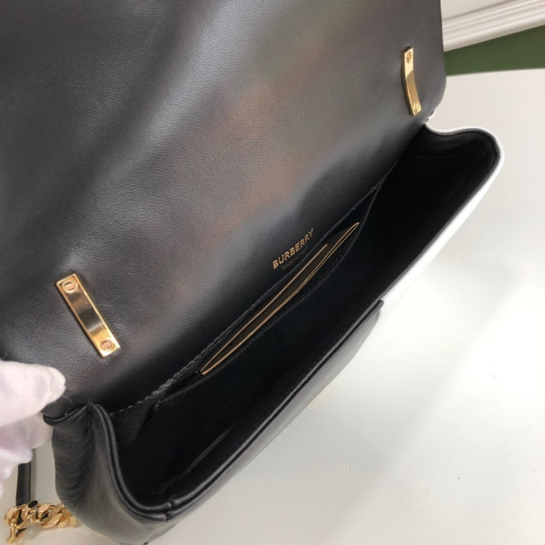 BURBERRY Small Quilted Check Two-tone Lambskin Lola Bag [Burberry65] CELINE CHANEL ACCESSORIES LOEWE SHOES LOUIS VUITTON DIRO YSL OTHER BRAND HANDBAGS BALENCIAGA BOTTEGA VENETA GOYARD HERMES BURBERRY VALENTINO GUCCI FENDI MIUMIU CHLOE PRADA BVLGARI SUITCASE NEW ARRIVAL 