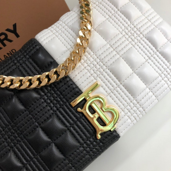 BURBERRY Small Quilted Check Two-tone Lambskin Lola Bag [Burberry65] CELINE CHANEL ACCESSORIES LOEWE SHOES LOUIS VUITTON DIRO YSL OTHER BRAND HANDBAGS BALENCIAGA BOTTEGA VENETA GOYARD HERMES BURBERRY VALENTINO GUCCI FENDI MIUMIU CHLOE PRADA BVLGARI SUITCASE NEW ARRIVAL 