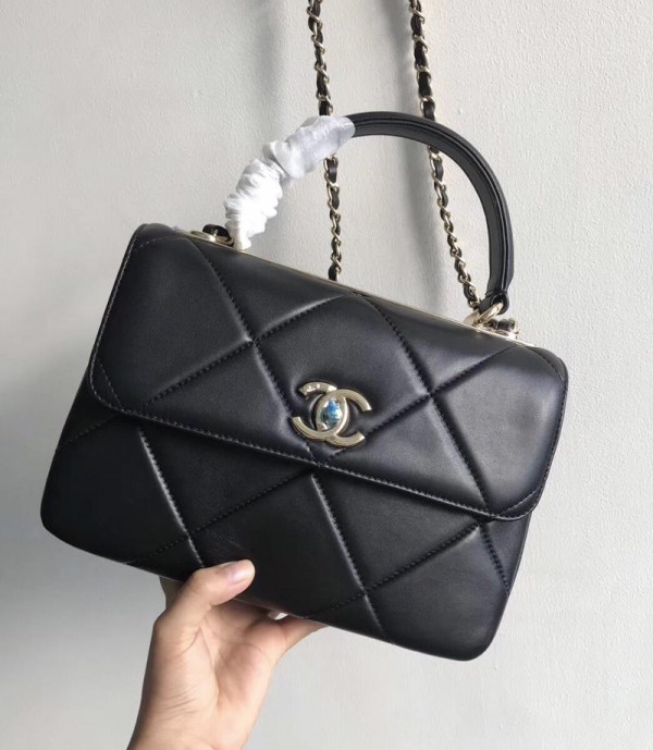 CL TOP HANDLE [Chanle600] CELINE CHANEL ACCESSORIES LOEWE SHOES LOUIS VUITTON DIRO YSL OTHER BRAND HANDBAGS BALENCIAGA BOTTEGA VENETA GOYARD HERMES BURBERRY VALENTINO GUCCI FENDI MIUMIU CHLOE PRADA BVLGARI SUITCASE NEW ARRIVAL 