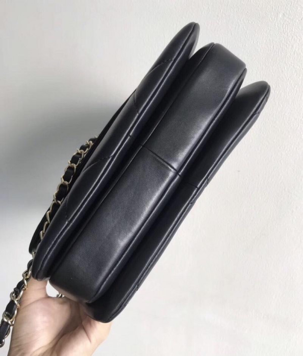 CL TOP HANDLE [Chanle600] CELINE CHANEL ACCESSORIES LOEWE SHOES LOUIS VUITTON DIRO YSL OTHER BRAND HANDBAGS BALENCIAGA BOTTEGA VENETA GOYARD HERMES BURBERRY VALENTINO GUCCI FENDI MIUMIU CHLOE PRADA BVLGARI SUITCASE NEW ARRIVAL 