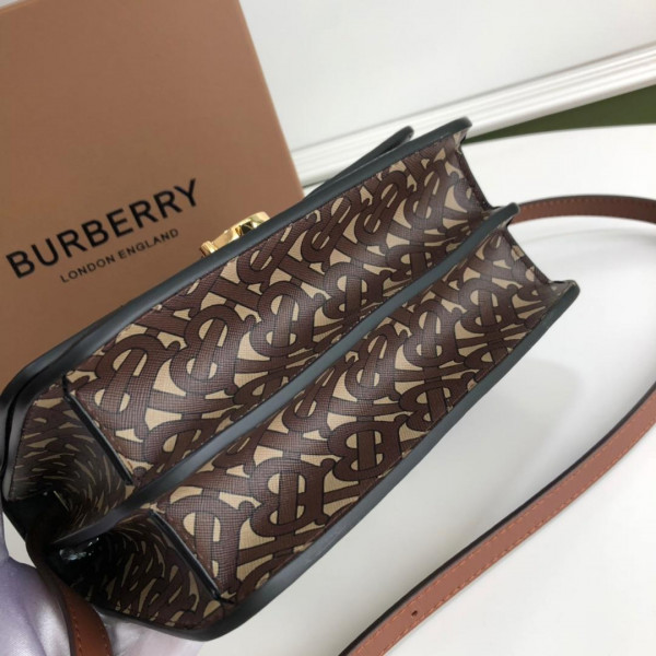 BURBERRY Monogram Stripe E-canvas Note Crossbody Bag [Burberry62] CELINE CHANEL ACCESSORIES LOEWE SHOES LOUIS VUITTON DIRO YSL OTHER BRAND HANDBAGS BALENCIAGA BOTTEGA VENETA GOYARD HERMES BURBERRY VALENTINO GUCCI FENDI MIUMIU CHLOE PRADA BVLGARI SUITCASE NEW ARRIVAL 