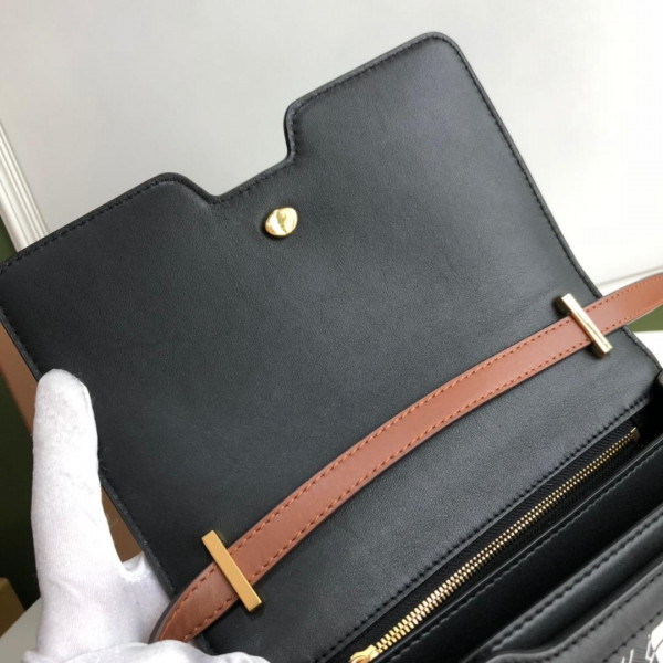 BURBERRY Monogram Stripe E-canvas Note Crossbody Bag [Burberry62] CELINE CHANEL ACCESSORIES LOEWE SHOES LOUIS VUITTON DIRO YSL OTHER BRAND HANDBAGS BALENCIAGA BOTTEGA VENETA GOYARD HERMES BURBERRY VALENTINO GUCCI FENDI MIUMIU CHLOE PRADA BVLGARI SUITCASE NEW ARRIVAL 