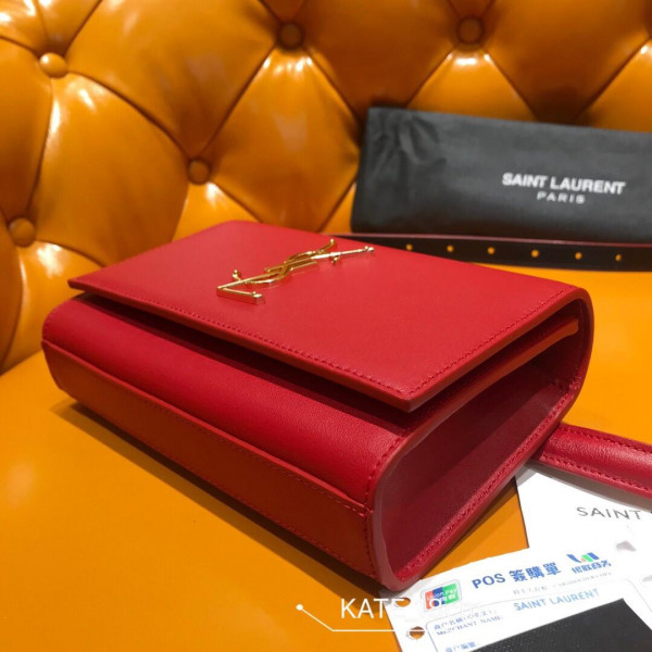 YSL KATE SMALL [YSL91] CELINE CHANEL ACCESSORIES LOEWE SHOES LOUIS VUITTON DIRO YSL OTHER BRAND HANDBAGS BALENCIAGA BOTTEGA VENETA GOYARD HERMES BURBERRY VALENTINO GUCCI FENDI MIUMIU CHLOE PRADA BVLGARI SUITCASE NEW ARRIVAL 