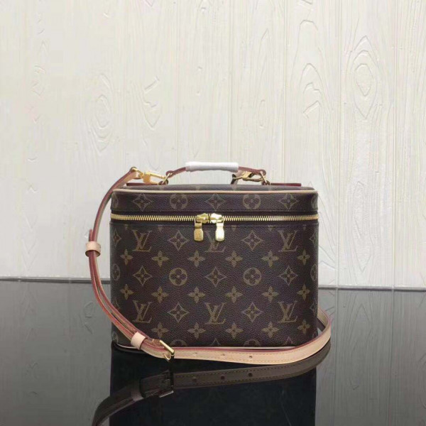 LOUIS VUITTON TOILETRY BAG [Louis200] CELINE CHANEL ACCESSORIES LOEWE SHOES LOUIS VUITTON DIRO YSL OTHER BRAND HANDBAGS BALENCIAGA BOTTEGA VENETA GOYARD HERMES BURBERRY VALENTINO GUCCI FENDI MIUMIU CHLOE PRADA BVLGARI SUITCASE NEW ARRIVAL 