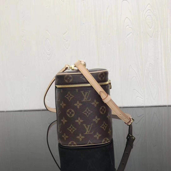 LOUIS VUITTON TOILETRY BAG [Louis200] CELINE CHANEL ACCESSORIES LOEWE SHOES LOUIS VUITTON DIRO YSL OTHER BRAND HANDBAGS BALENCIAGA BOTTEGA VENETA GOYARD HERMES BURBERRY VALENTINO GUCCI FENDI MIUMIU CHLOE PRADA BVLGARI SUITCASE NEW ARRIVAL 