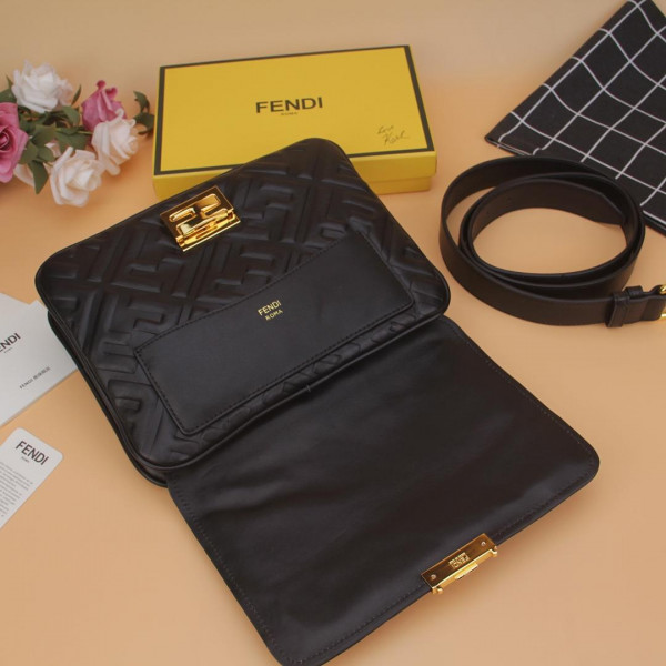 FENDI BELT BAG [Fendi124] CELINE CHANEL ACCESSORIES LOEWE SHOES LOUIS VUITTON DIRO YSL OTHER BRAND HANDBAGS BALENCIAGA BOTTEGA VENETA GOYARD HERMES BURBERRY VALENTINO GUCCI FENDI MIUMIU CHLOE PRADA BVLGARI SUITCASE NEW ARRIVAL 