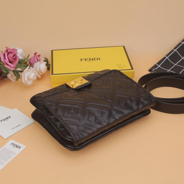 FENDI BELT BAG [Fendi124] CELINE CHANEL ACCESSORIES LOEWE SHOES LOUIS VUITTON DIRO YSL OTHER BRAND HANDBAGS BALENCIAGA BOTTEGA VENETA GOYARD HERMES BURBERRY VALENTINO GUCCI FENDI MIUMIU CHLOE PRADA BVLGARI SUITCASE NEW ARRIVAL 