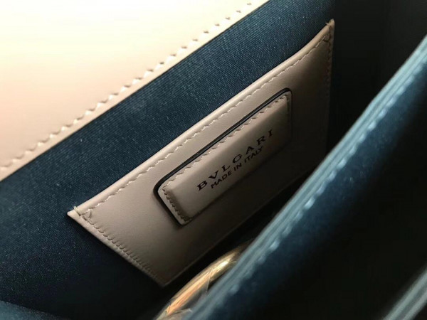 BVLGARI SERPENTI FOREVER TOP HANDLE [Bvlgari5] CELINE CHANEL ACCESSORIES LOEWE SHOES LOUIS VUITTON DIRO YSL OTHER BRAND HANDBAGS BALENCIAGA BOTTEGA VENETA GOYARD HERMES BURBERRY VALENTINO GUCCI FENDI MIUMIU CHLOE PRADA BVLGARI SUITCASE NEW ARRIVAL 