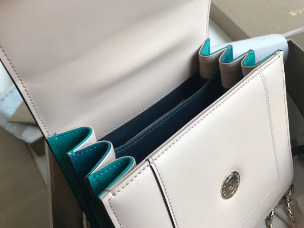 BVLGARI SERPENTI FOREVER TOP HANDLE [Bvlgari5] CELINE CHANEL ACCESSORIES LOEWE SHOES LOUIS VUITTON DIRO YSL OTHER BRAND HANDBAGS BALENCIAGA BOTTEGA VENETA GOYARD HERMES BURBERRY VALENTINO GUCCI FENDI MIUMIU CHLOE PRADA BVLGARI SUITCASE NEW ARRIVAL 