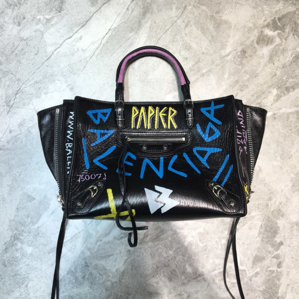 (image for) BALENCIAGA CLASSIC CITY GRAFFITI