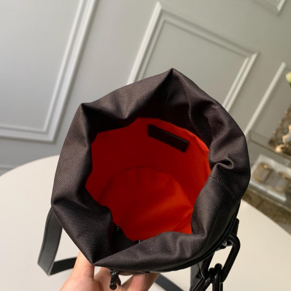 (image for) LOUIS VUITTON CHALK NANO BAG