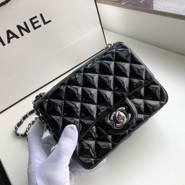 CL FLAP BAG 17CM [Chanle309] CELINE CHANEL ACCESSORIES LOEWE SHOES LOUIS VUITTON DIRO YSL OTHER BRAND HANDBAGS BALENCIAGA BOTTEGA VENETA GOYARD HERMES BURBERRY VALENTINO GUCCI FENDI MIUMIU CHLOE PRADA BVLGARI SUITCASE NEW ARRIVAL 