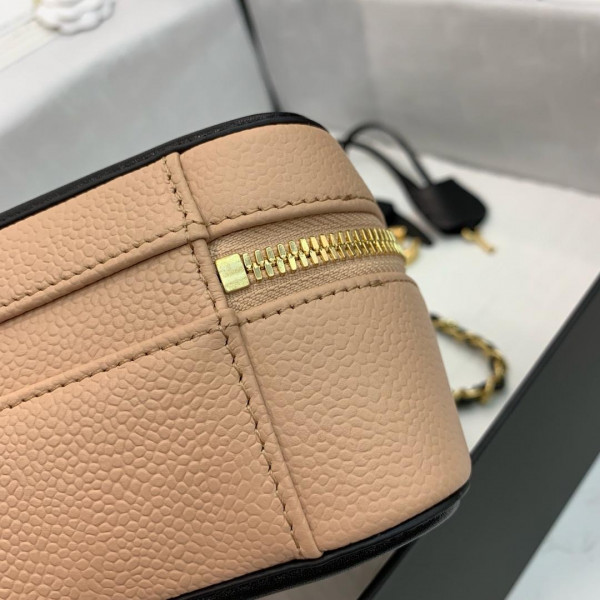 CL VANITY CASE [Chanle293] CELINE CHANEL ACCESSORIES LOEWE SHOES LOUIS VUITTON DIRO YSL OTHER BRAND HANDBAGS BALENCIAGA BOTTEGA VENETA GOYARD HERMES BURBERRY VALENTINO GUCCI FENDI MIUMIU CHLOE PRADA BVLGARI SUITCASE NEW ARRIVAL 