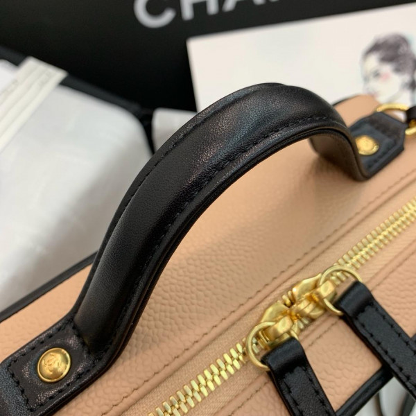 CL VANITY CASE [Chanle293] CELINE CHANEL ACCESSORIES LOEWE SHOES LOUIS VUITTON DIRO YSL OTHER BRAND HANDBAGS BALENCIAGA BOTTEGA VENETA GOYARD HERMES BURBERRY VALENTINO GUCCI FENDI MIUMIU CHLOE PRADA BVLGARI SUITCASE NEW ARRIVAL 