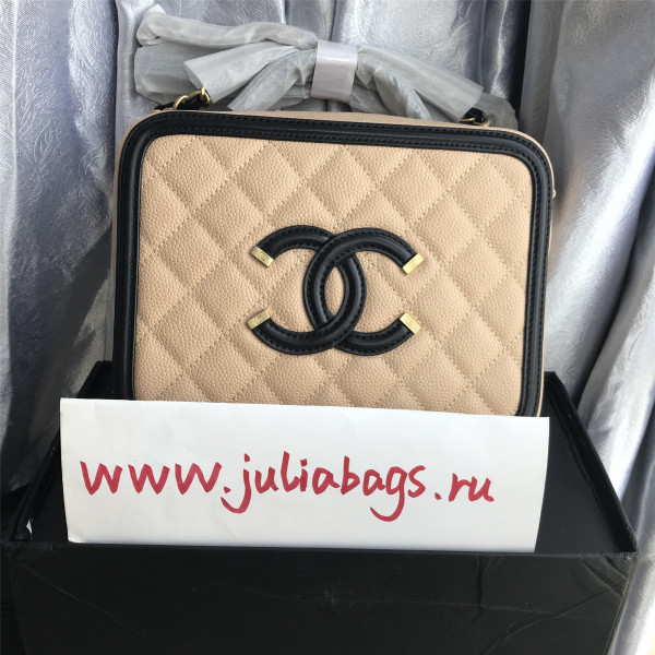 CL VANITY CASE [Chanle293] CELINE CHANEL ACCESSORIES LOEWE SHOES LOUIS VUITTON DIRO YSL OTHER BRAND HANDBAGS BALENCIAGA BOTTEGA VENETA GOYARD HERMES BURBERRY VALENTINO GUCCI FENDI MIUMIU CHLOE PRADA BVLGARI SUITCASE NEW ARRIVAL 