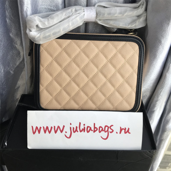 CL VANITY CASE [Chanle293] CELINE CHANEL ACCESSORIES LOEWE SHOES LOUIS VUITTON DIRO YSL OTHER BRAND HANDBAGS BALENCIAGA BOTTEGA VENETA GOYARD HERMES BURBERRY VALENTINO GUCCI FENDI MIUMIU CHLOE PRADA BVLGARI SUITCASE NEW ARRIVAL 