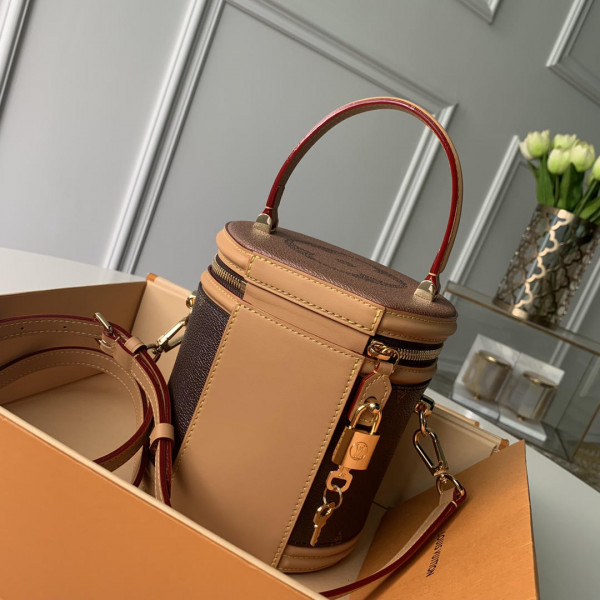 LOUIS VUITTON CANNES [M44603] CELINE CHANEL ACCESSORIES LOEWE SHOES LOUIS VUITTON DIRO YSL OTHER BRAND HANDBAGS BALENCIAGA BOTTEGA VENETA GOYARD HERMES BURBERRY VALENTINO GUCCI FENDI MIUMIU CHLOE PRADA BVLGARI SUITCASE NEW ARRIVAL 