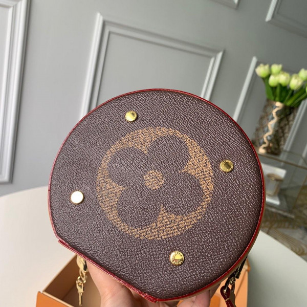 LOUIS VUITTON CANNES [M44603] CELINE CHANEL ACCESSORIES LOEWE SHOES LOUIS VUITTON DIRO YSL OTHER BRAND HANDBAGS BALENCIAGA BOTTEGA VENETA GOYARD HERMES BURBERRY VALENTINO GUCCI FENDI MIUMIU CHLOE PRADA BVLGARI SUITCASE NEW ARRIVAL 
