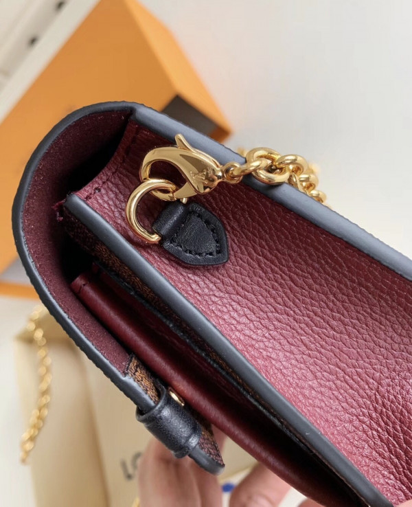 LOUIS VUITTON VAVIN CHAIN WALLET [N60222] CELINE CHANEL ACCESSORIES LOEWE SHOES LOUIS VUITTON DIRO YSL OTHER BRAND HANDBAGS BALENCIAGA BOTTEGA VENETA GOYARD HERMES BURBERRY VALENTINO GUCCI FENDI MIUMIU CHLOE PRADA BVLGARI SUITCASE NEW ARRIVAL 