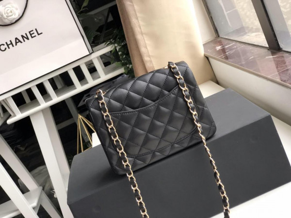 CL FLAP BAG 17CM [Chanle215] CELINE CHANEL ACCESSORIES LOEWE SHOES LOUIS VUITTON DIRO YSL OTHER BRAND HANDBAGS BALENCIAGA BOTTEGA VENETA GOYARD HERMES BURBERRY VALENTINO GUCCI FENDI MIUMIU CHLOE PRADA BVLGARI SUITCASE NEW ARRIVAL 