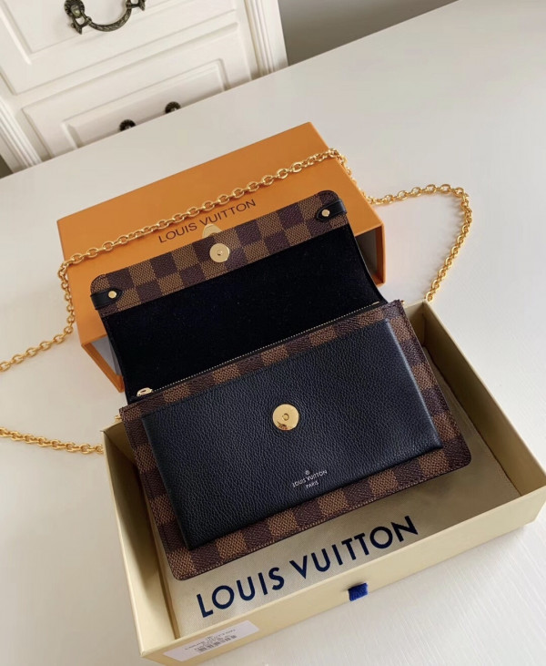 (image for) LOUIS VUITTON VAVIN CHAIN WALLET