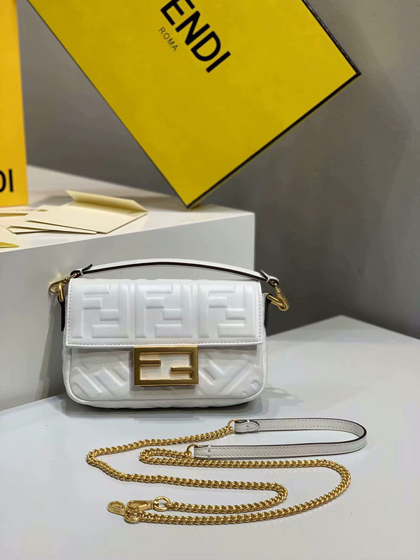 (image for) FENDI BAGUETTE