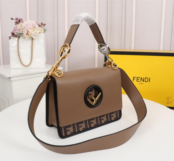 (image for) FENDI KAN I