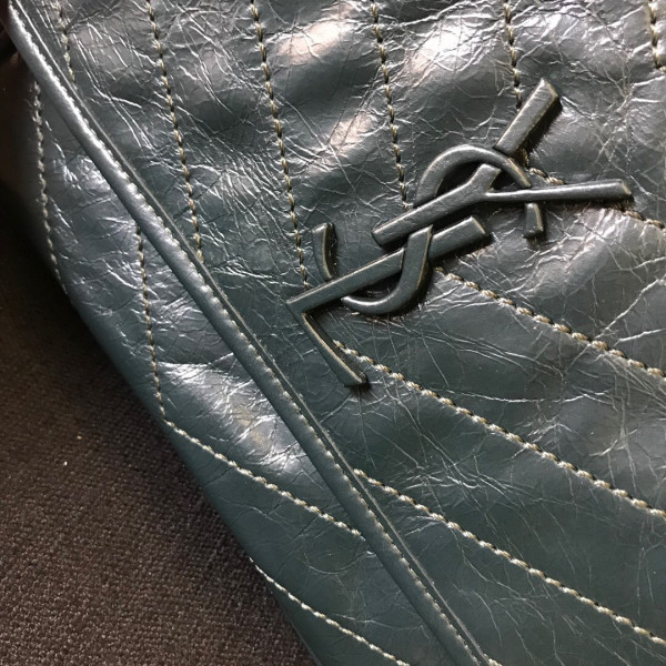 YSL NIKI MEDIUM [Y19031821] CELINE CHANEL ACCESSORIES LOEWE SHOES LOUIS VUITTON DIRO YSL OTHER BRAND HANDBAGS BALENCIAGA BOTTEGA VENETA GOYARD HERMES BURBERRY VALENTINO GUCCI FENDI MIUMIU CHLOE PRADA BVLGARI SUITCASE NEW ARRIVAL 