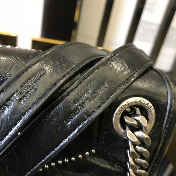 YSL NIKI MEDIUM [Y19031815] CELINE CHANEL ACCESSORIES LOEWE SHOES LOUIS VUITTON DIRO YSL OTHER BRAND HANDBAGS BALENCIAGA BOTTEGA VENETA GOYARD HERMES BURBERRY VALENTINO GUCCI FENDI MIUMIU CHLOE PRADA BVLGARI SUITCASE NEW ARRIVAL 