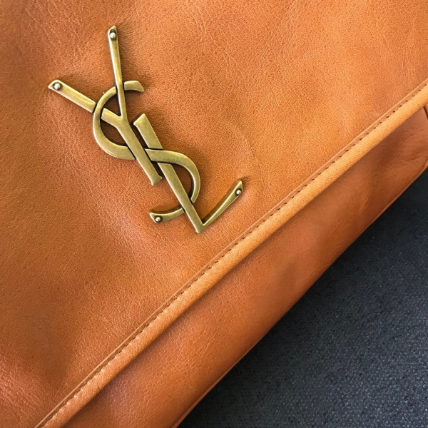 YSL NIKI MEDIUM [Y19031814] CELINE CHANEL ACCESSORIES LOEWE SHOES LOUIS VUITTON DIRO YSL OTHER BRAND HANDBAGS BALENCIAGA BOTTEGA VENETA GOYARD HERMES BURBERRY VALENTINO GUCCI FENDI MIUMIU CHLOE PRADA BVLGARI SUITCASE NEW ARRIVAL 